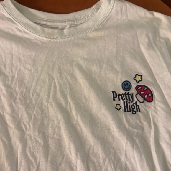 PacCares Pretty High Embroidered T-Shirt in Light Blue size medium - Picture 5 of 7